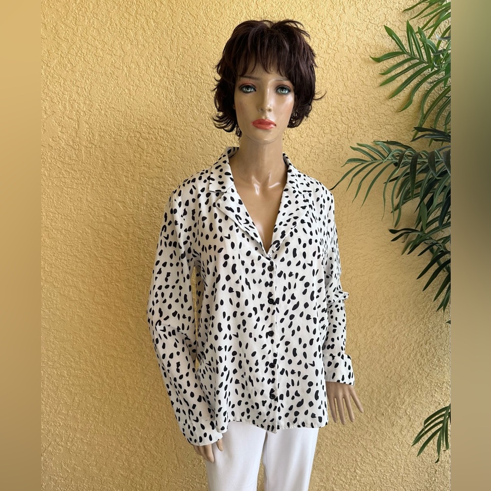 Black & white Dalmatian print blouse